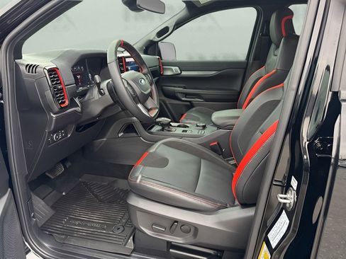 Used 2025 Ford Ranger Raptor image 9