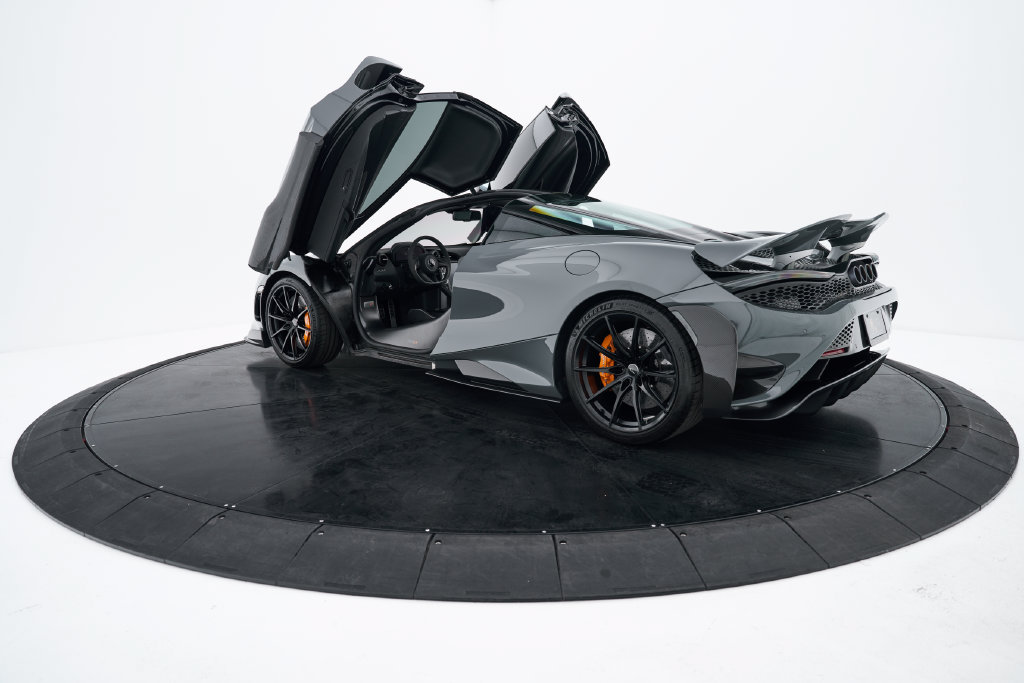 Used 2021 McLaren 765LT RWD image 27