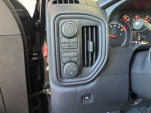 New 2026 Chevrolet Silverado 1500 Custom Trail Boss w/ Midnight Edition AWD/4WD image 19