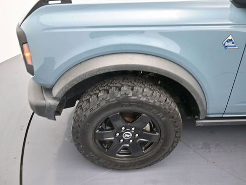 Used 2022 Ford Bronco Black Diamond image 9