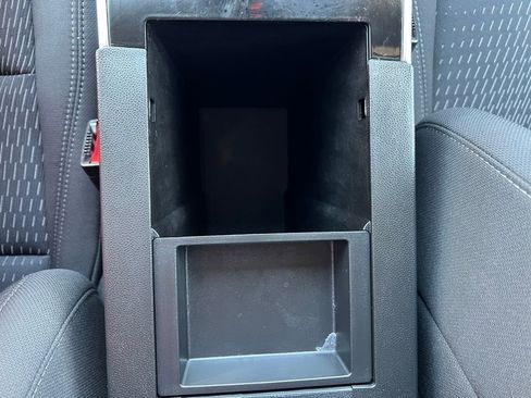 Used 2025 Chevrolet Equinox LT image 29