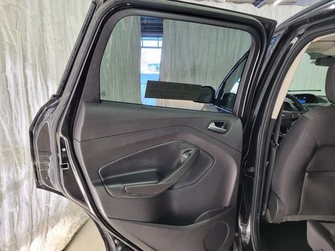 Used 2018 Ford Escape SE image 47
