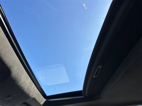 Used 2024 GMC Sierra 1500 Denali Ultimate image 23