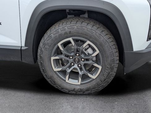 New 2026 Chevrolet Equinox ACTIV w/ Convenience Package III image 6