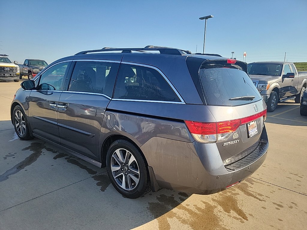 Used 2016 Honda Odyssey Touring Elite image 4