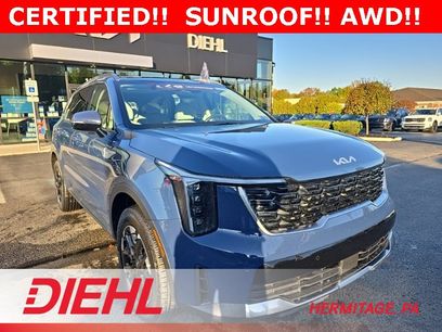 Certified 2025 Kia Sorento S w/ Panoramic Sunroof Package
