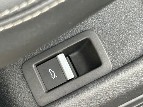 Used 2023 Audi A4 2.0T Premium Plus w/ Premium Plus Package image 59