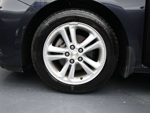 Used 2016 Chevrolet Cruze LT FWD image 26