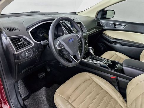 Used 2018 Ford Edge SEL w/ Equipment Group 201A FWD image 9