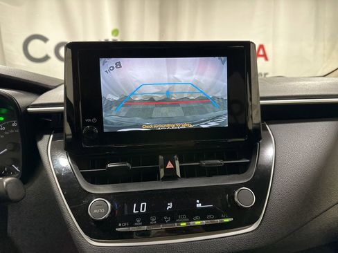 Used 2024 Toyota Corolla LE image 25