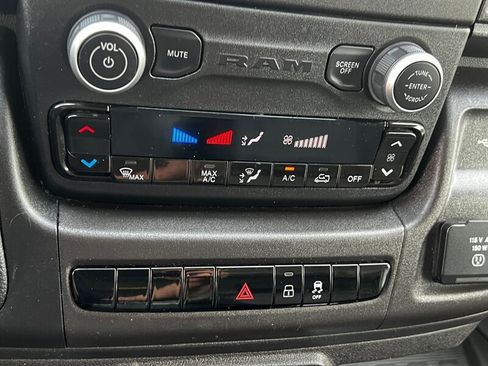 Used 2022 RAM ProMaster 2500 FWD image 23