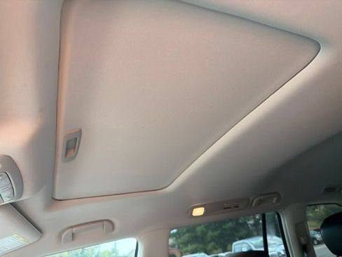 Used 2023 Nissan Armada Platinum w/ Cargo Package AWD/4WD image 14