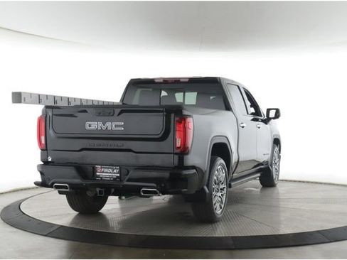 Used 2025 GMC Sierra 1500 Denali Ultimate AWD/4WD image 7