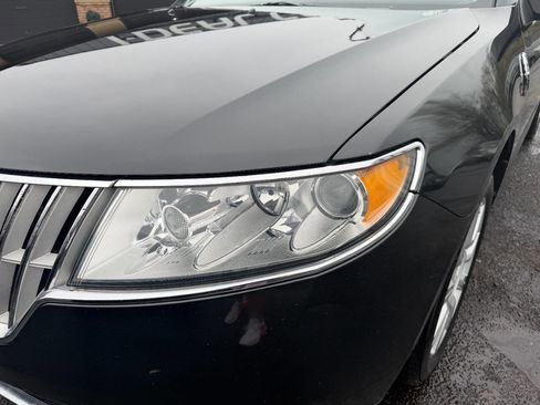 Used 2012 Lincoln MKZ image 2