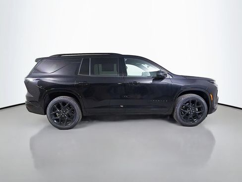 New 2026 Chevrolet Traverse RS w/ LPO, Floor Liner Package AWD/4WD image 4