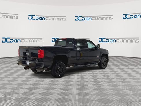 Used 2018 Chevrolet Silverado 2500 LT w/ Midnight Edition image 9