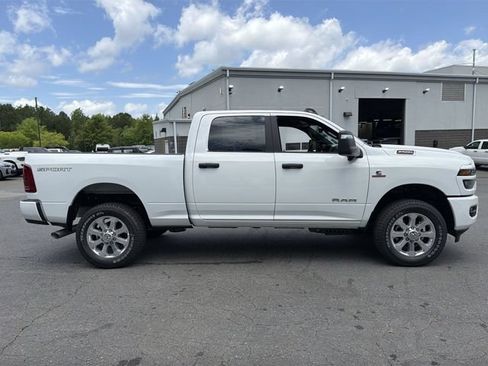 New 2026 RAM 2500 Big Horn AWD/4WD image 13