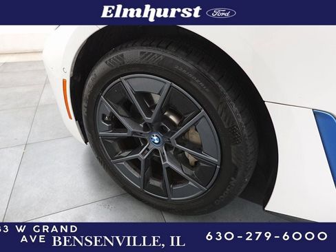 Used 2024 BMW i4 xDrive40i image 30