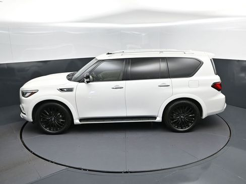 Used 2022 INFINITI QX80 Sensory w/ Cargo Package image 35