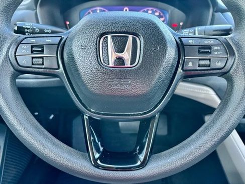 Certified 2025 Honda Accord LX image 19