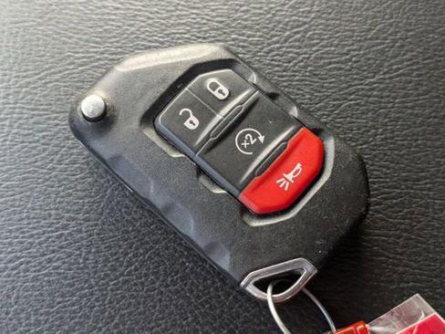 Used 2020 Jeep Gladiator Rubicon image 29