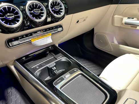 New 2026 Mercedes-Benz GLA 250 4MATIC image 12