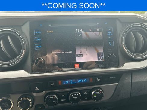 Used 2019 Toyota Tacoma Limited AWD/4WD image 12