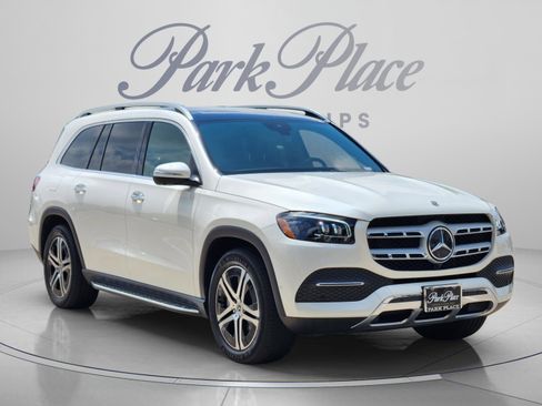 Used 2021 Mercedes-Benz GLS 450 4MATIC image 4