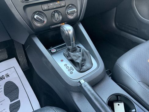 Used 2014 Volkswagen Jetta SE image 31