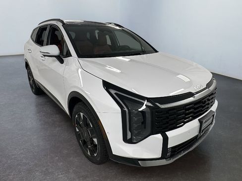 New 2026 Kia Sportage SX image 1