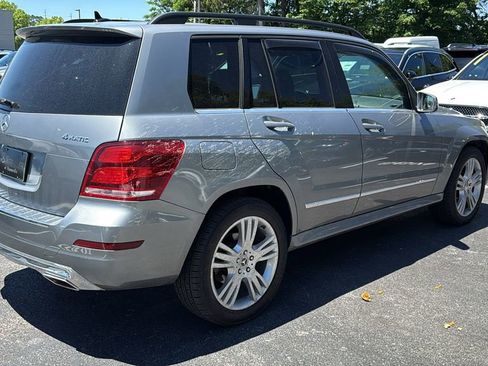 Used 2015 Mercedes-Benz GLK 350 4MATIC image 4