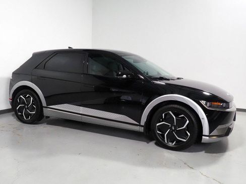 Used 2024 Hyundai Ioniq 5 Limited image 1