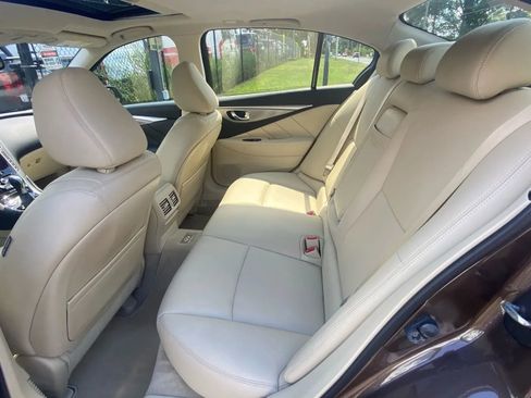 Used 2014 INFINITI Q50 Premium w/ Navigation Package image 19