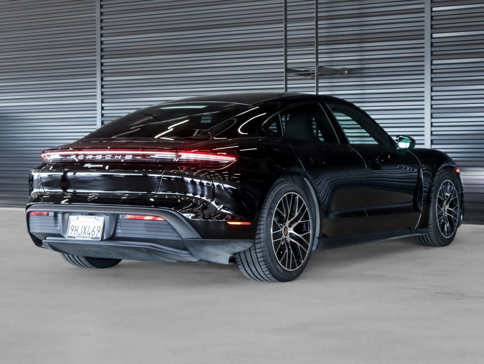 Certified 2023 Porsche Taycan RWD image 11