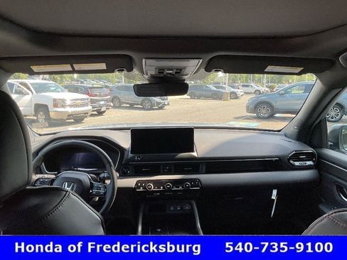 Used 2026 Honda Pilot Black Edition image 48