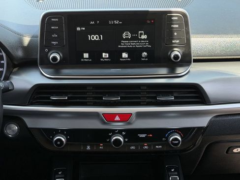 Used 2021 Kia Telluride S FWD image 18