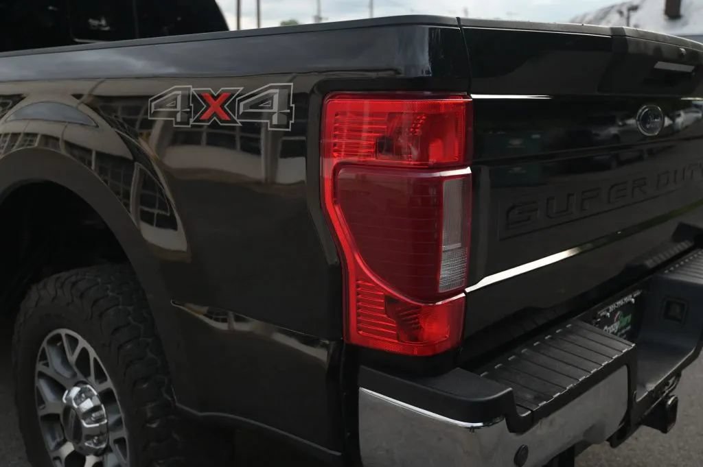 Used 2020 Ford F350 Lariat w/ Lariat Ultimate Package AWD/4WD image 17
