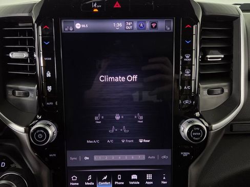 New 2026 RAM 1500 4x4 Crew Cab image 21