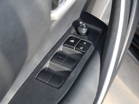 Used 2025 Toyota Corolla SE FWD image 23