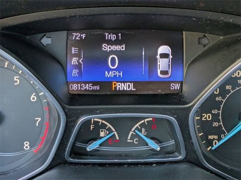 Used 2016 Ford Focus SE w/ Reverse Sensing Package image 28