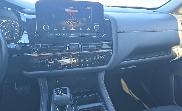 Used 2025 Nissan Pathfinder Rock Creek AWD/4WD image 10
