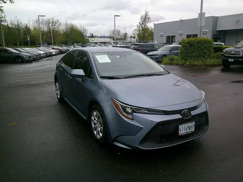 Used 2022 Toyota Corolla LE FWD image 7