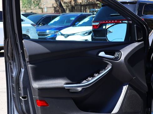 Used 2018 Ford Focus ST FWD image 36