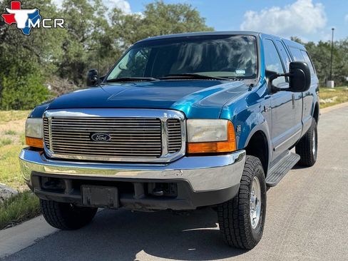 Used 2000 Ford F250 Lariat image 3