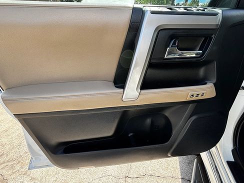 Used 2016 Toyota 4Runner Limited RWD image 23
