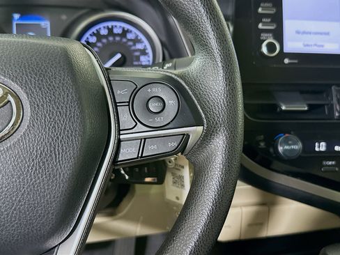 Used 2023 Toyota Camry LE image 17