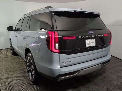 New 2026 Ford Expedition Platinum image 4
