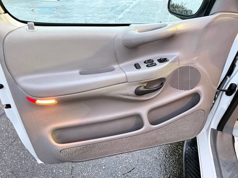 Used 1998 Ford F150 XL RWD image 22