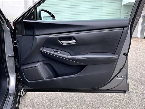 Used 2023 Nissan Sentra SV w/ All-Weather Package FWD image 28