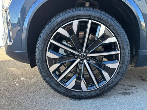 New 2026 Volvo XC90 B6 Plus w/ Protection Package AWD/4WD image 9
